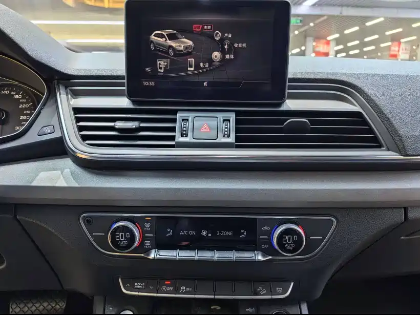 Audi Q5L 2018 40 TFSI Premium Progressive China VI фото 10