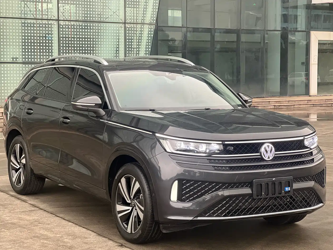 Volkswagen Talagon 2024 380TSI 4WD R-Line Cruise Shared Edition фото 3