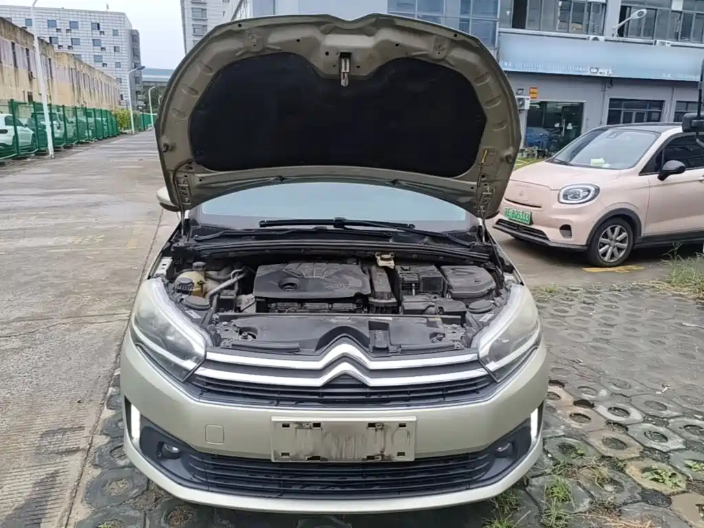 Фото 20 - Citroën C4 C-Quatre