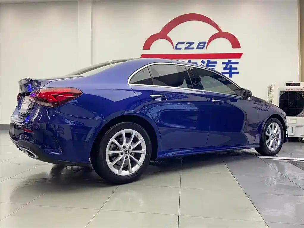 MERCEDES-BENZ A CLASS