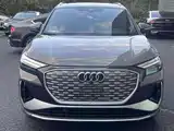 صورة 2 - Audi Q4 e-tron