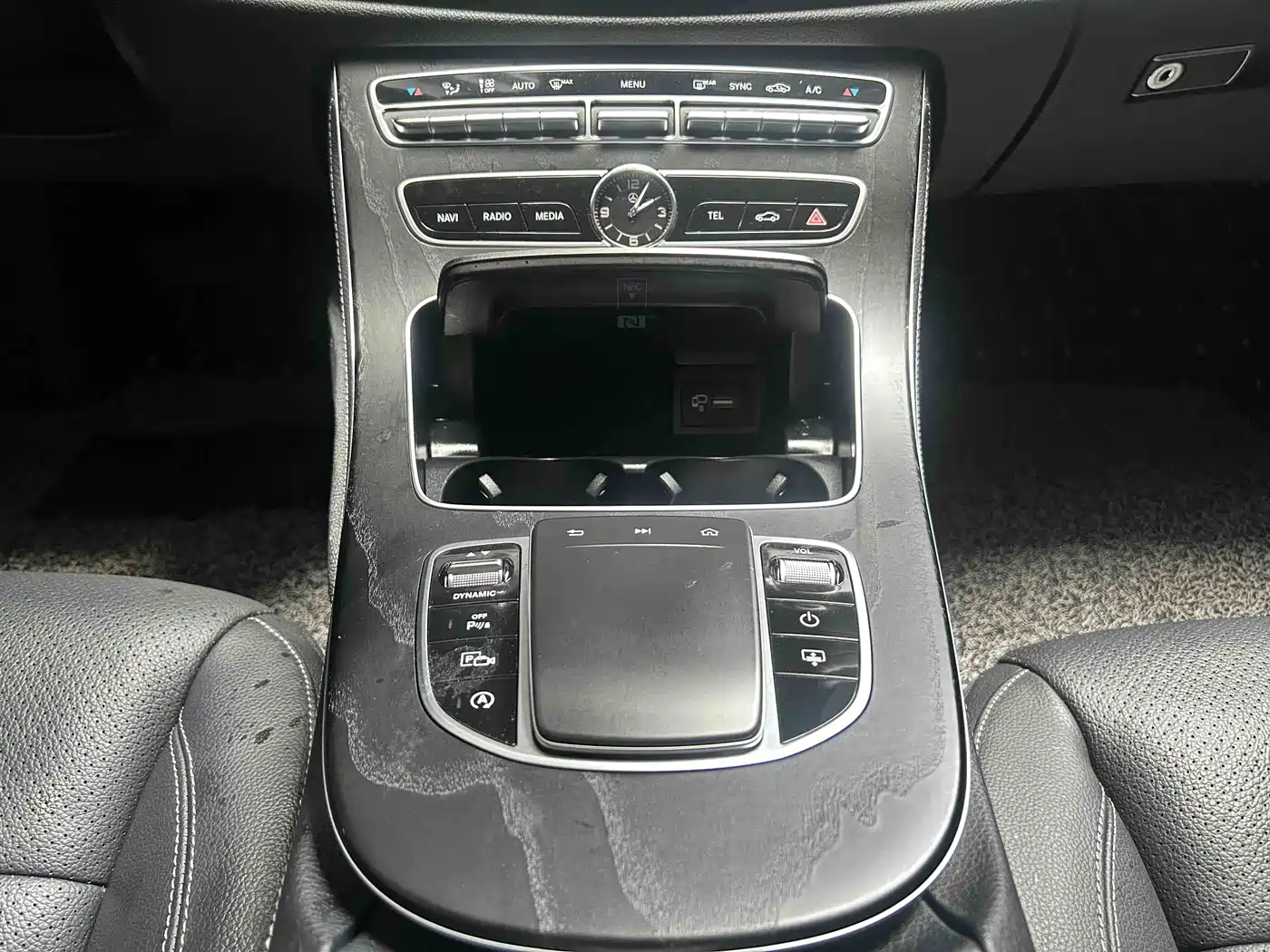 Mercedes-Benz E-Class 2020 Facelift E 300 L Sport Exclusive фото 15