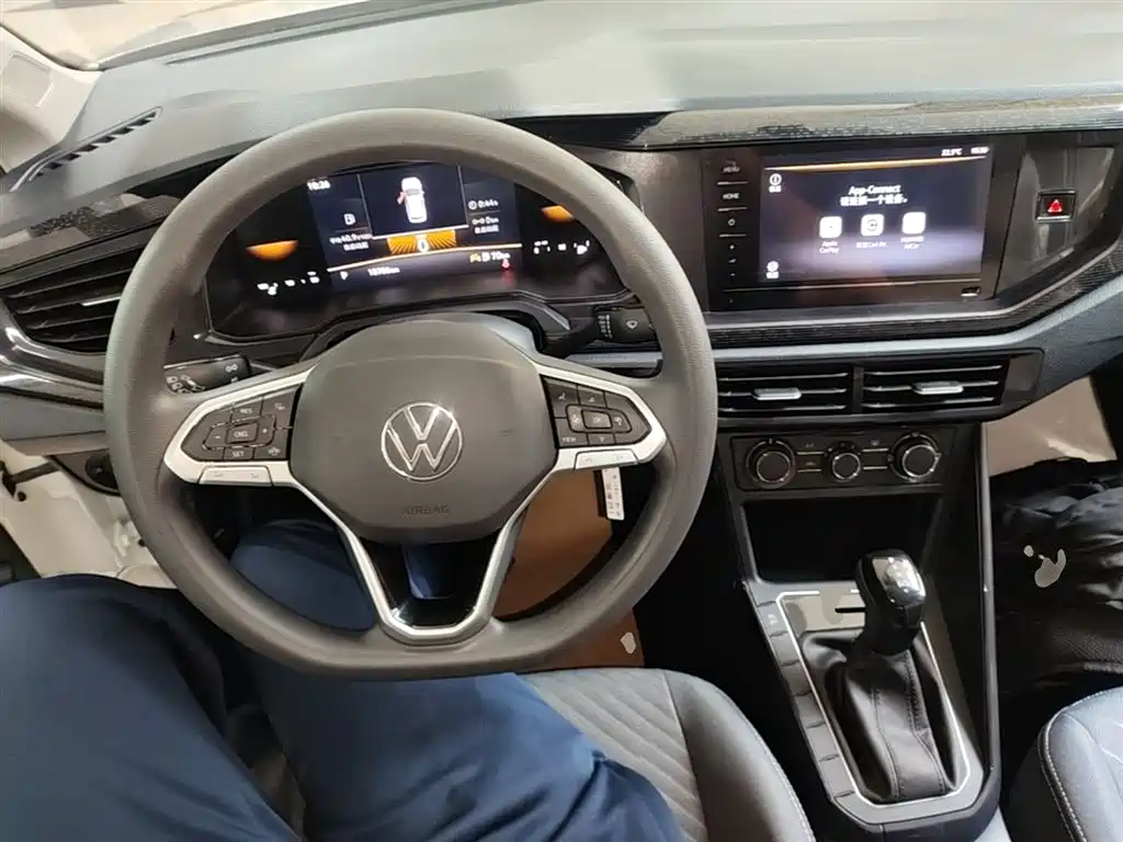 Volkswagen Lavida 2023 New Sharp 1.5L Auto Premium Edition фото 10