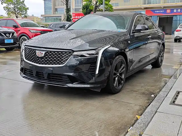 Cadillac Cadillac CT4 2023 25T Luxury Model