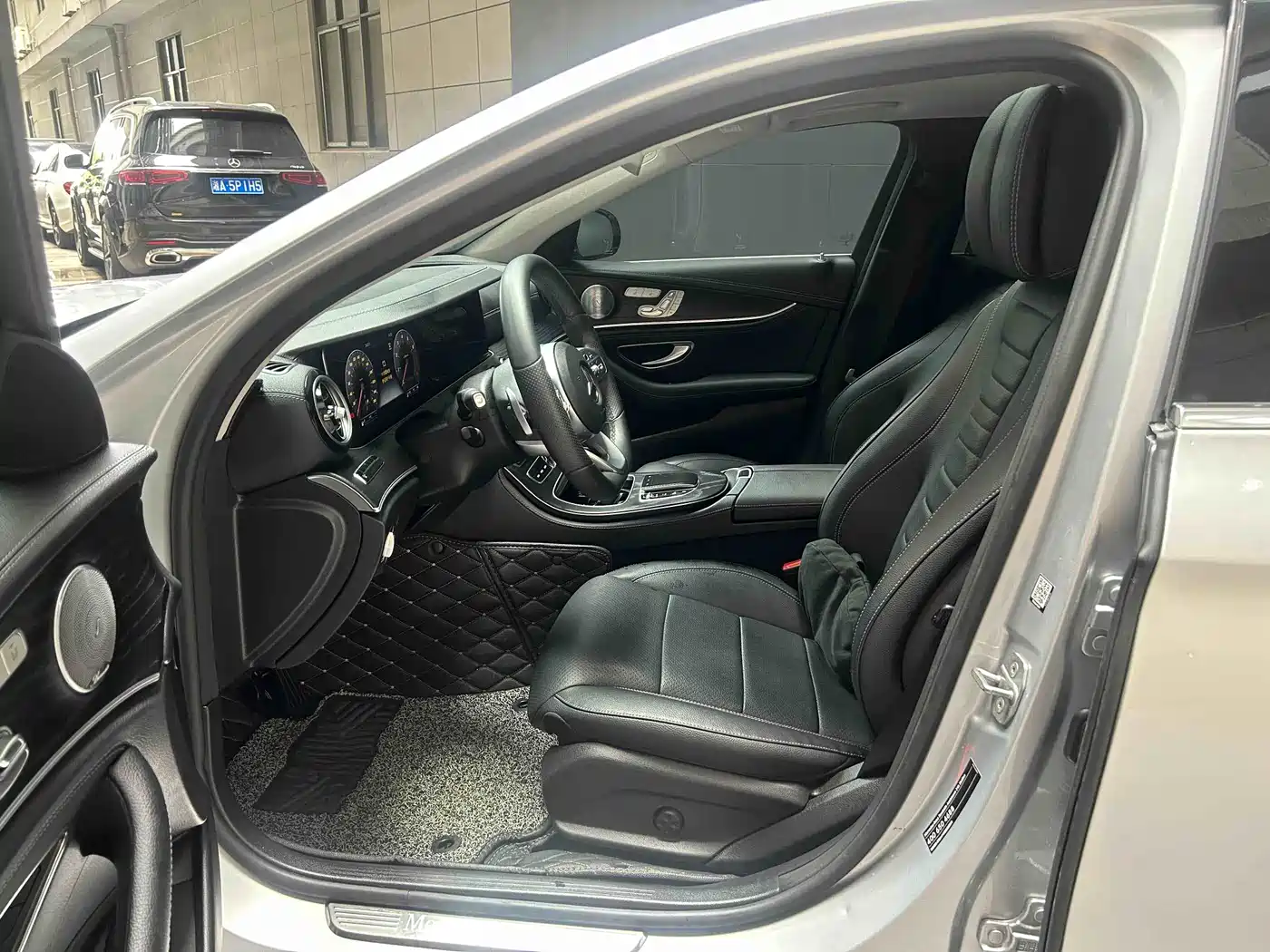 Mercedes-Benz E-Class 2020 Facelift E 300 L Sport Exclusive фото 11