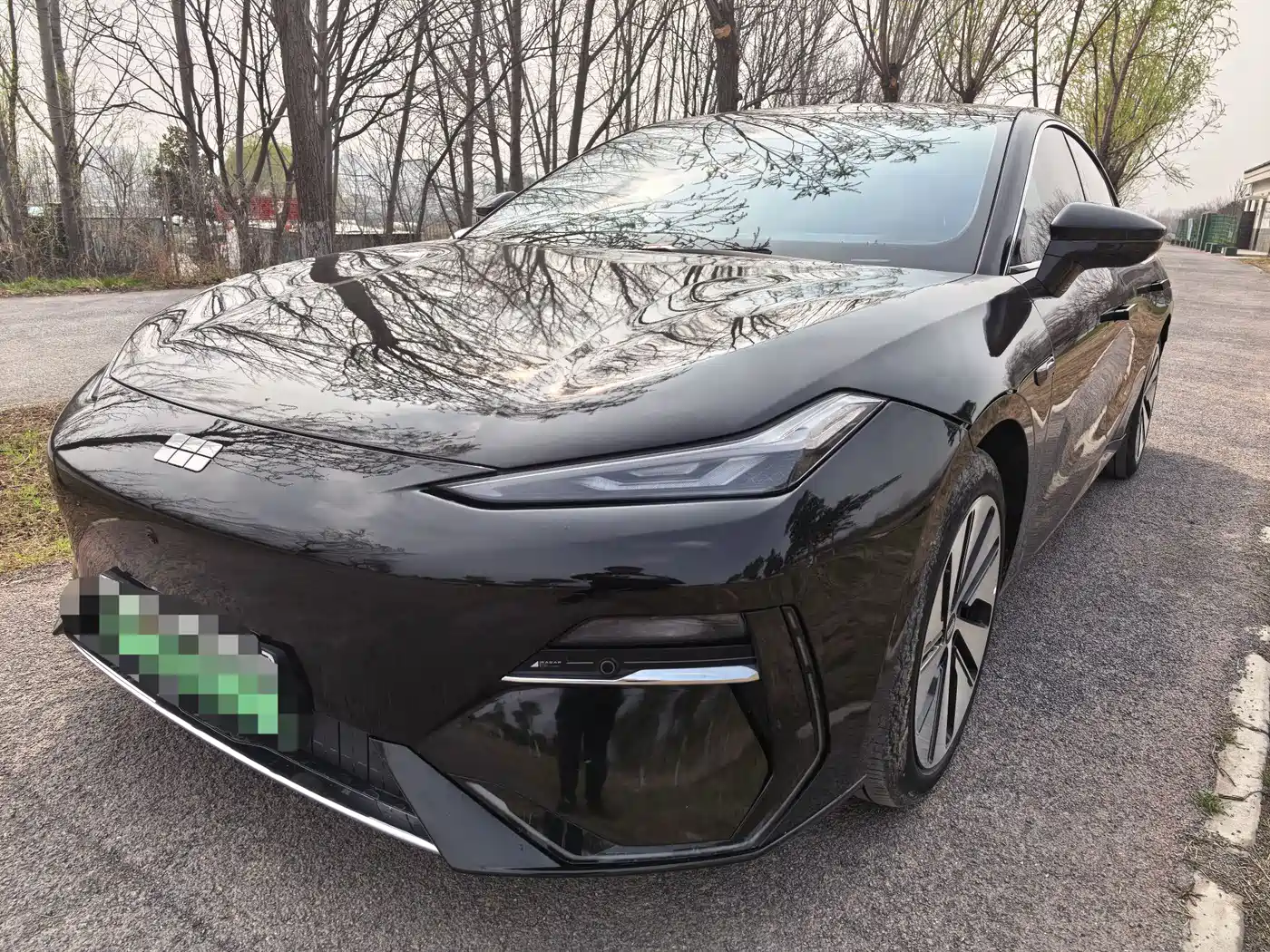 GEELY GALAXY GALAXY E8