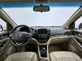 Фото 5 - Baojun 730