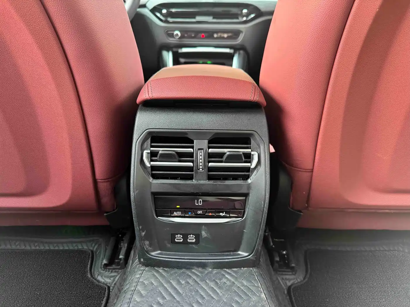 BMW 3 Series 2025 325Li M Sport Package фото 20