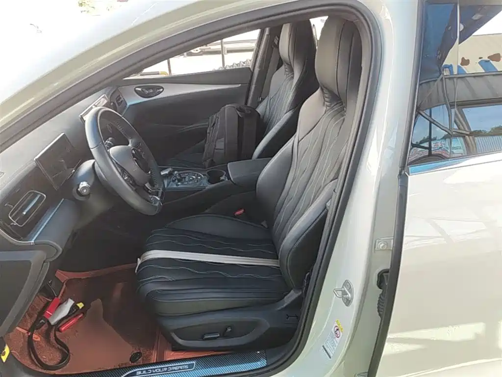 BYD Seal 06 New Energy 2024 DM-i 120KM Flagship фото 15