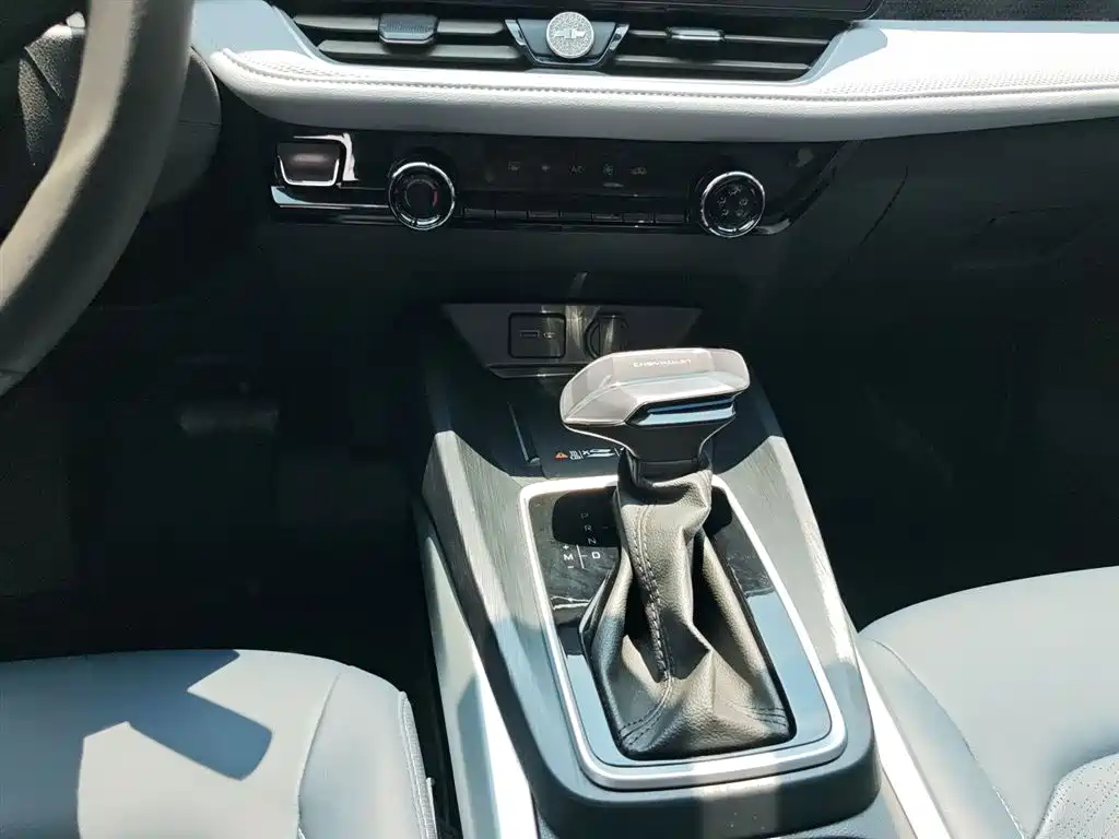 Chevrolet Monza 2023 1.5L Dual-Clutch Enjoyment Edition фото 15