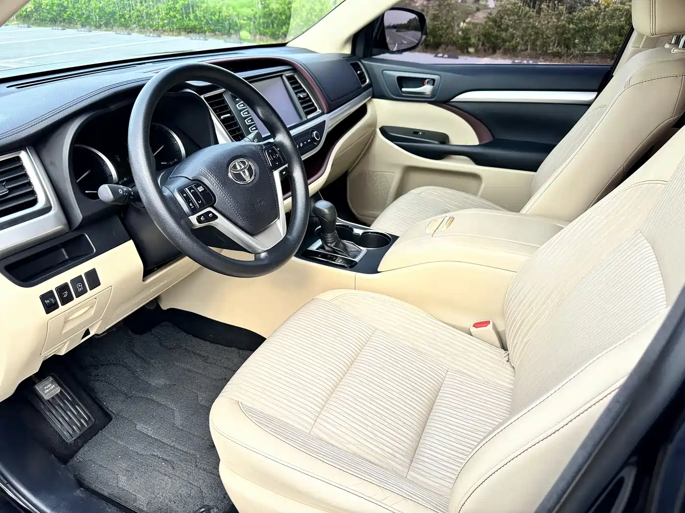 Toyota Highlander 2017 2.0T 2WD Elite 7-Seater фото 8