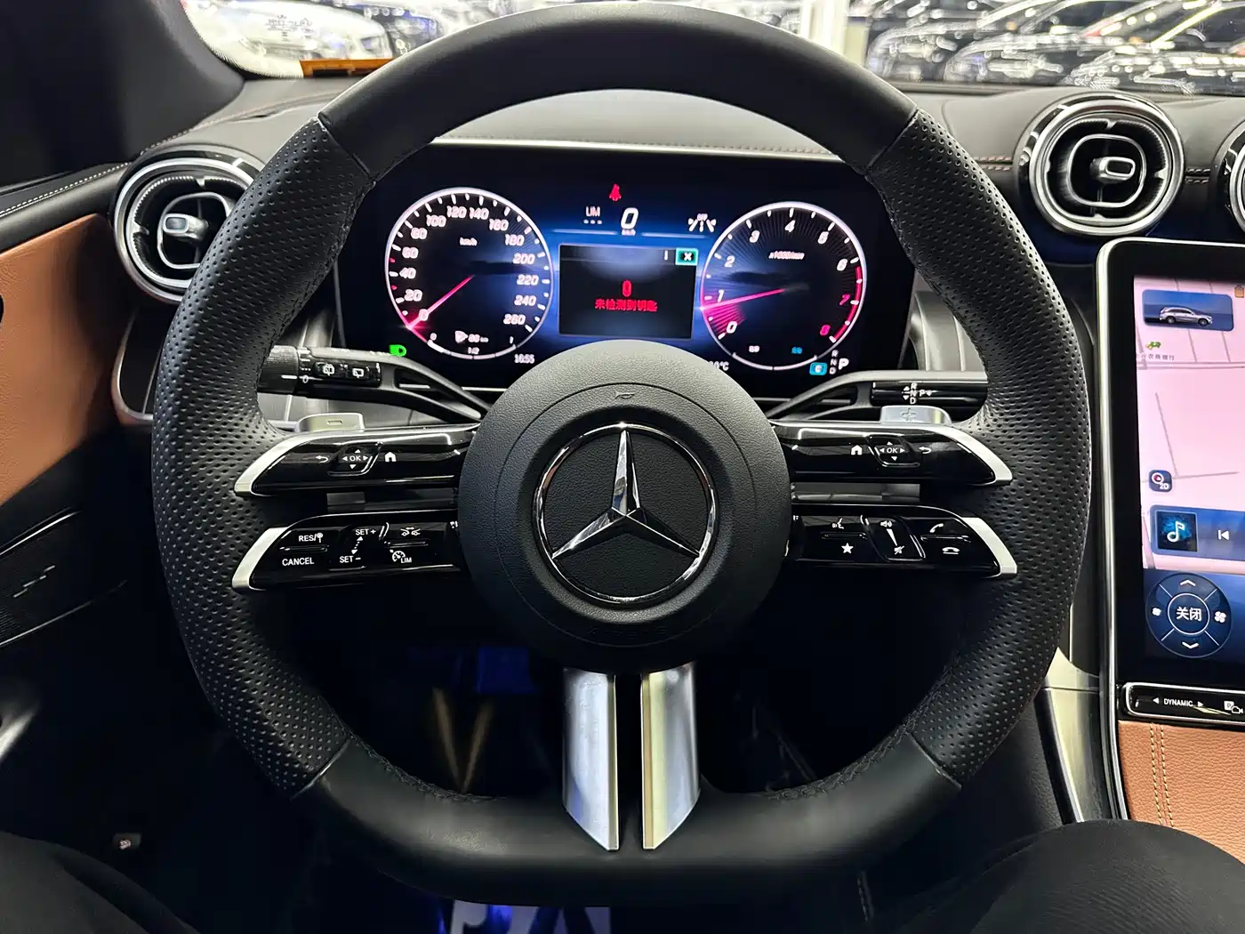 Mercedes-Benz GLC 2024 GLC 260 L 4MATIC Luxury 5-seater фото 9
