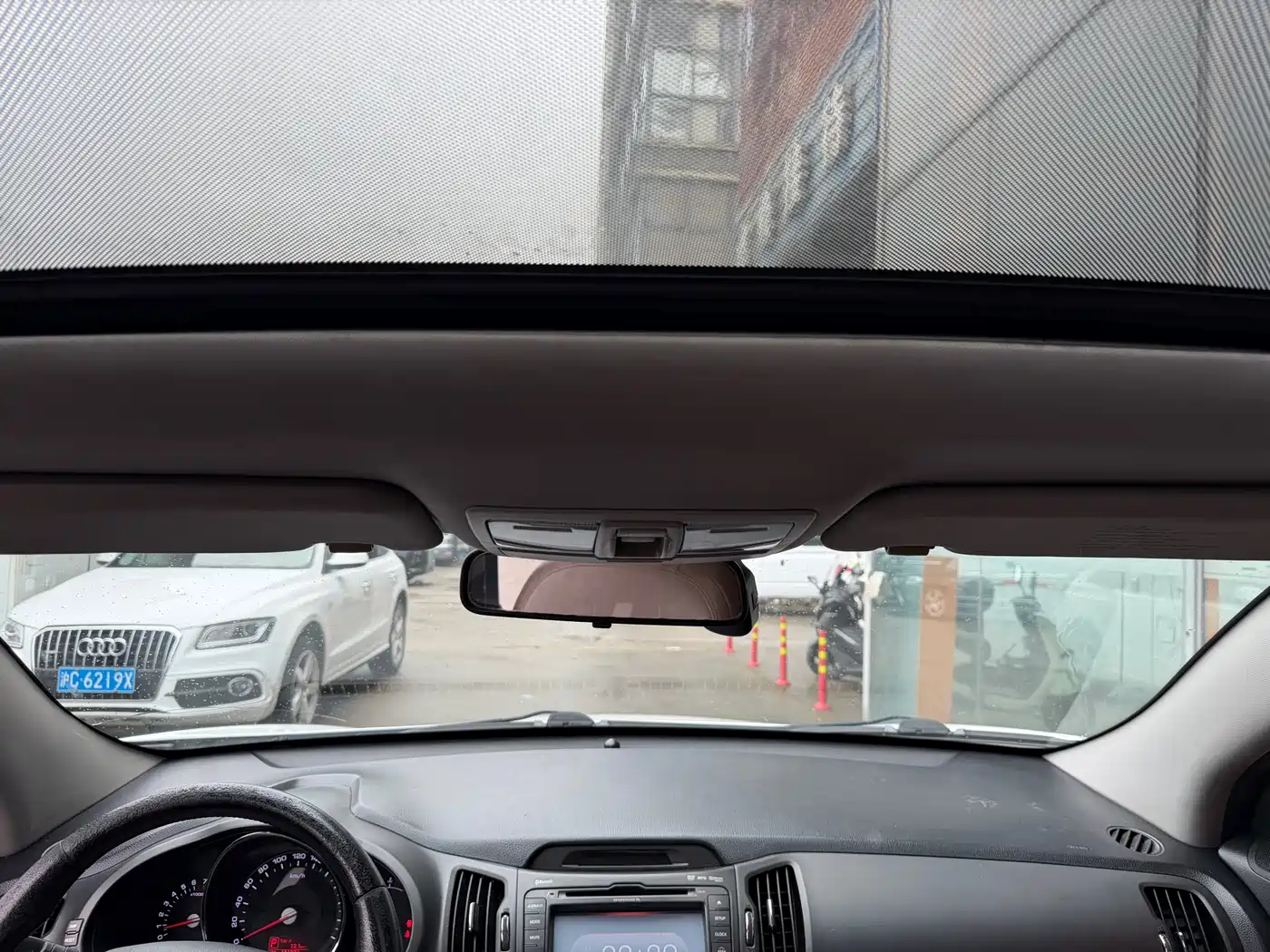 Kia Sportage 2012 2.0L Automatic 2WD GL фото 7
