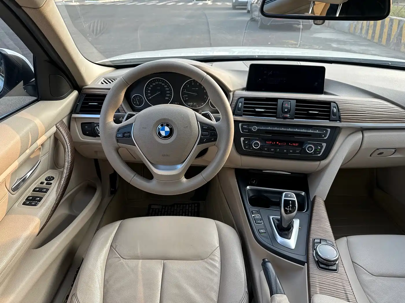 BMW 3 Series 2014 320Li Style Design Package фото 17