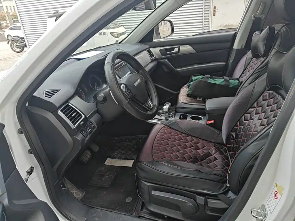 Фото 15 - Haval H2