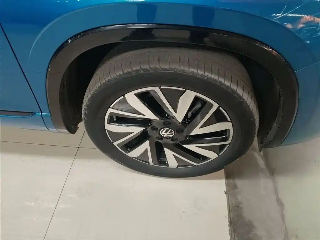 Volkswagen Tayron 2023 380TSI 4WD R-Line High-Performance Edition фото 23