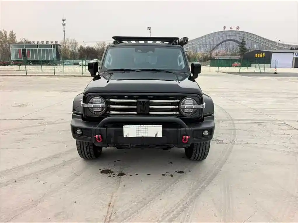 Tank 300 2024 2.0T Explorer фото 2