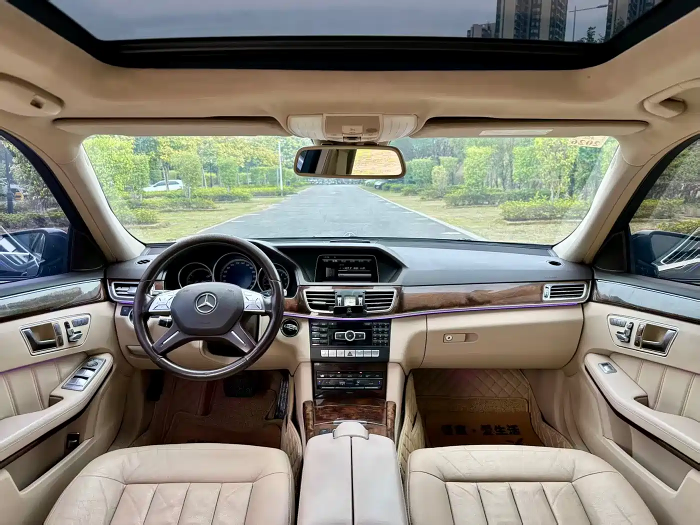 Mercedes-Benz E-Class 2014 Facelift E 260 L Luxury фото 6