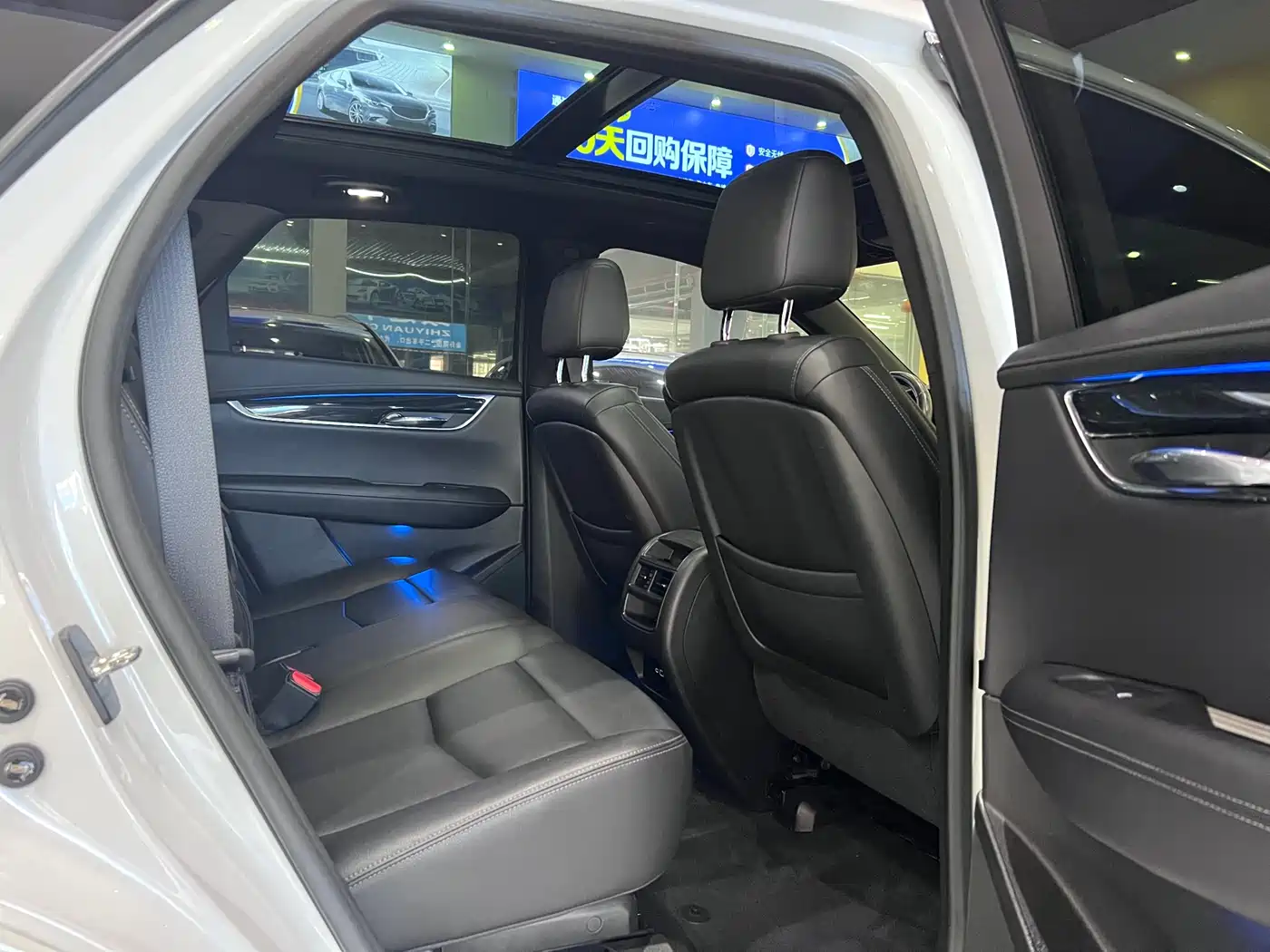 Cadillac XT5 2021 2.0T 2WD Luxury Edition фото 13