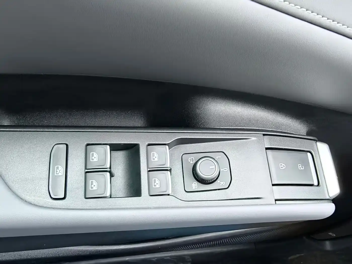 Volkswagen Lavida 2025 PRO 1.5T фото 18