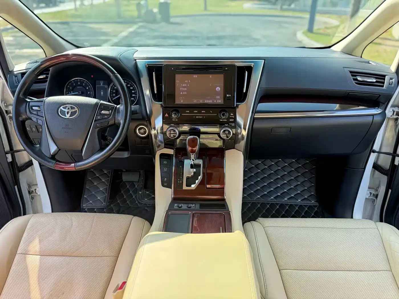 Toyota Alphard 2015 3.5L Luxury Edition фото 6