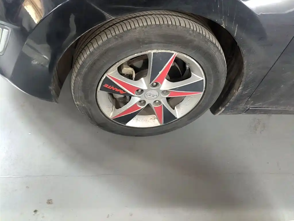 Hyundai Langdong 2012 1.6L Manual Leading фото 23