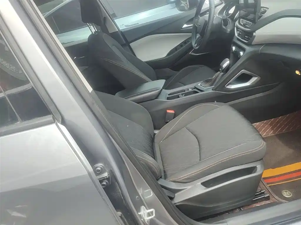 Chevrolet Volando 2019 530T Automatic Power Enjoyment Edition (5+2 seater) China VI фото 25