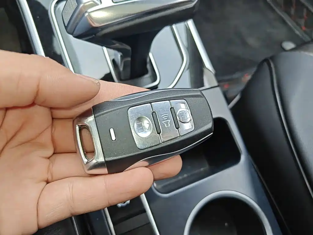 Фото 9 - Haval H2