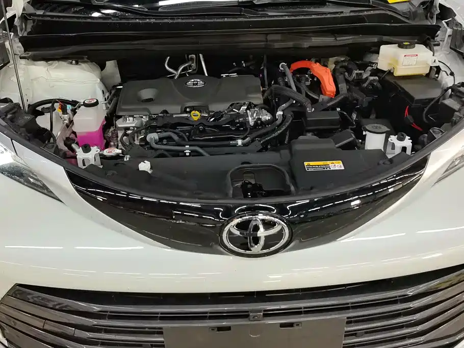 Toyota Sienna 2026