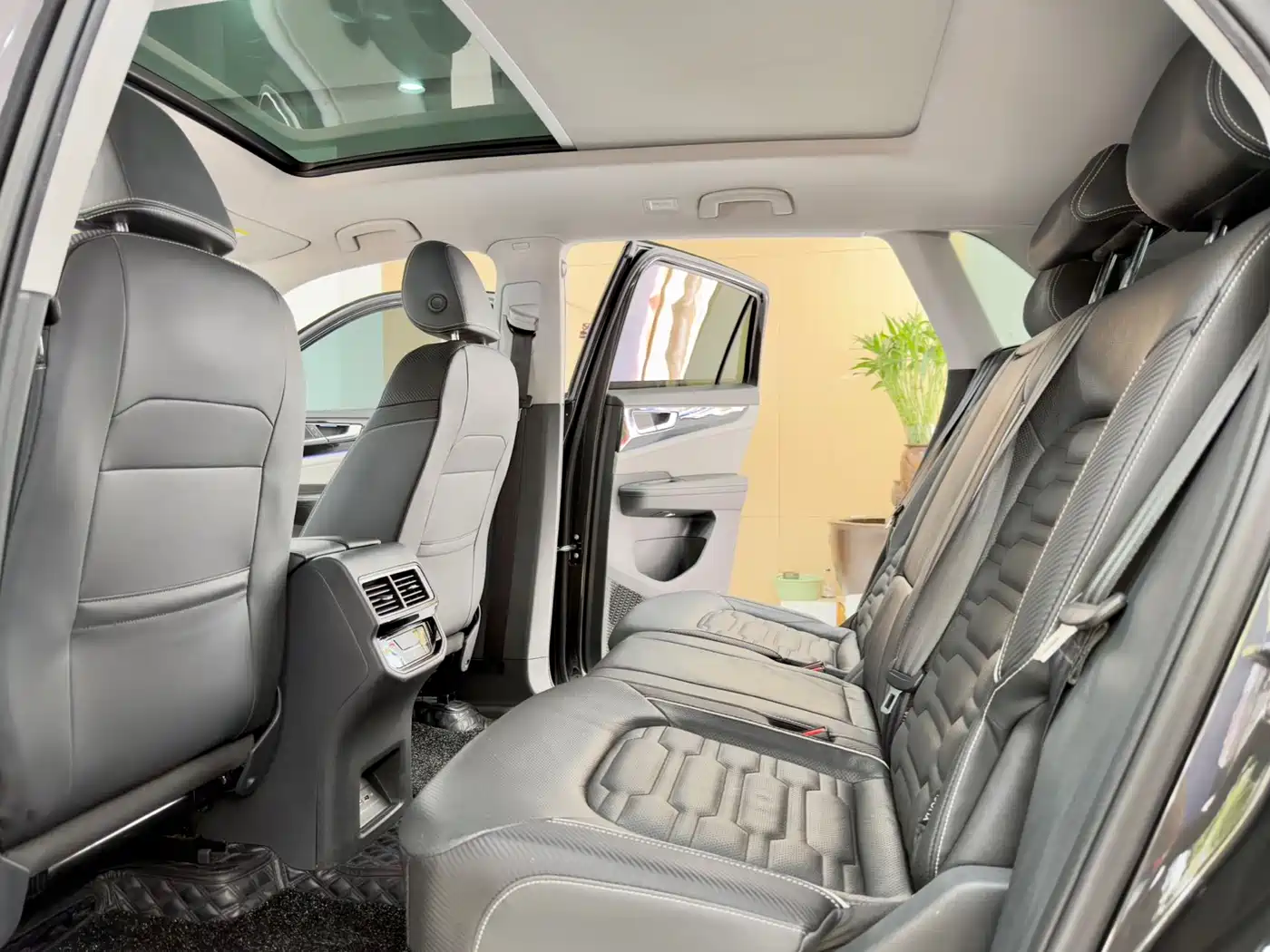 Volkswagen Teramont 2022 Teramont X 380TSI 4MOTION Premium Luxury фото 6
