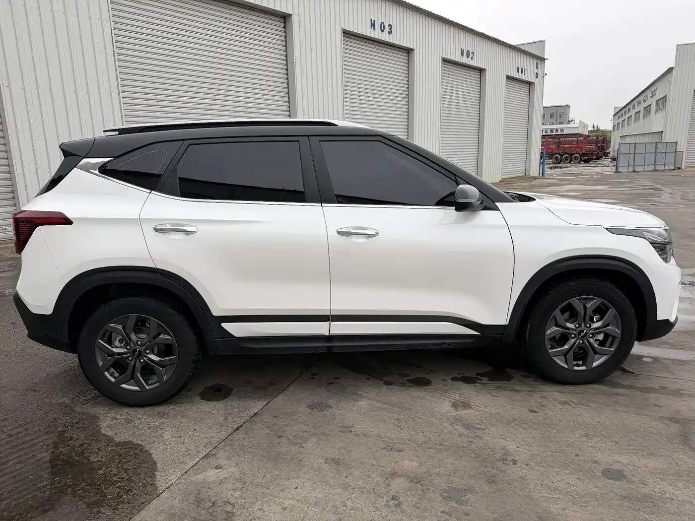 Kia Seltos 2023 1.5L CVT Luxury Edition фото 8