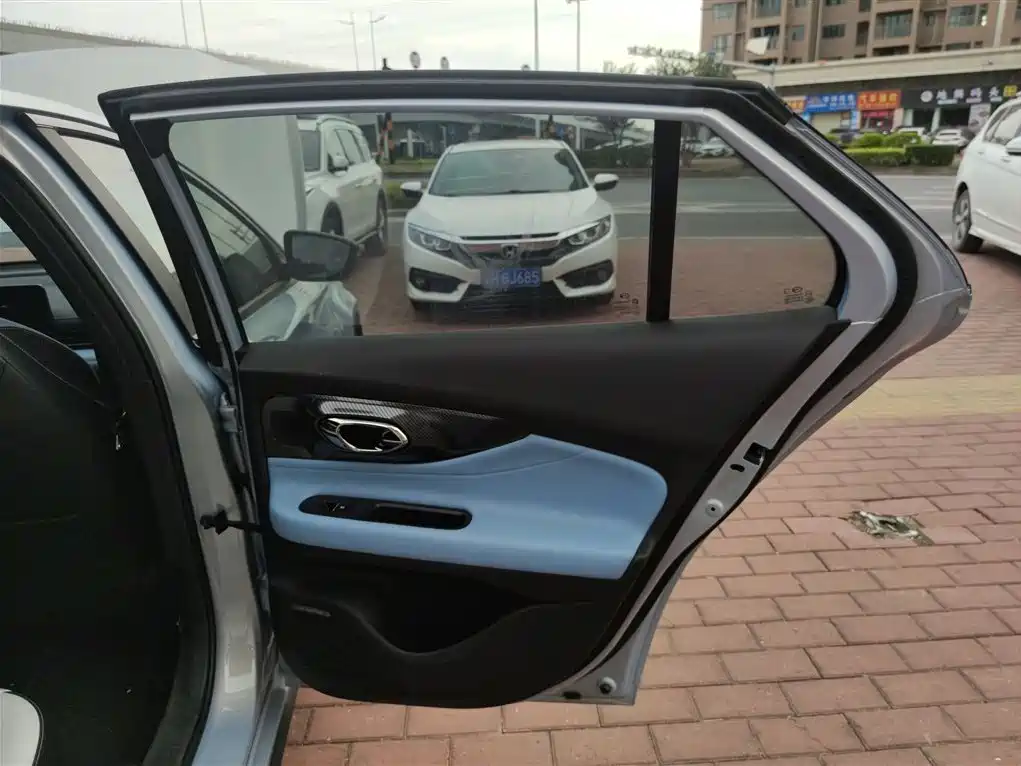 GAC Trumpchi Trumpchi Emkoo 2023 Shadow Leopard H Smart Hybrid фото 20
