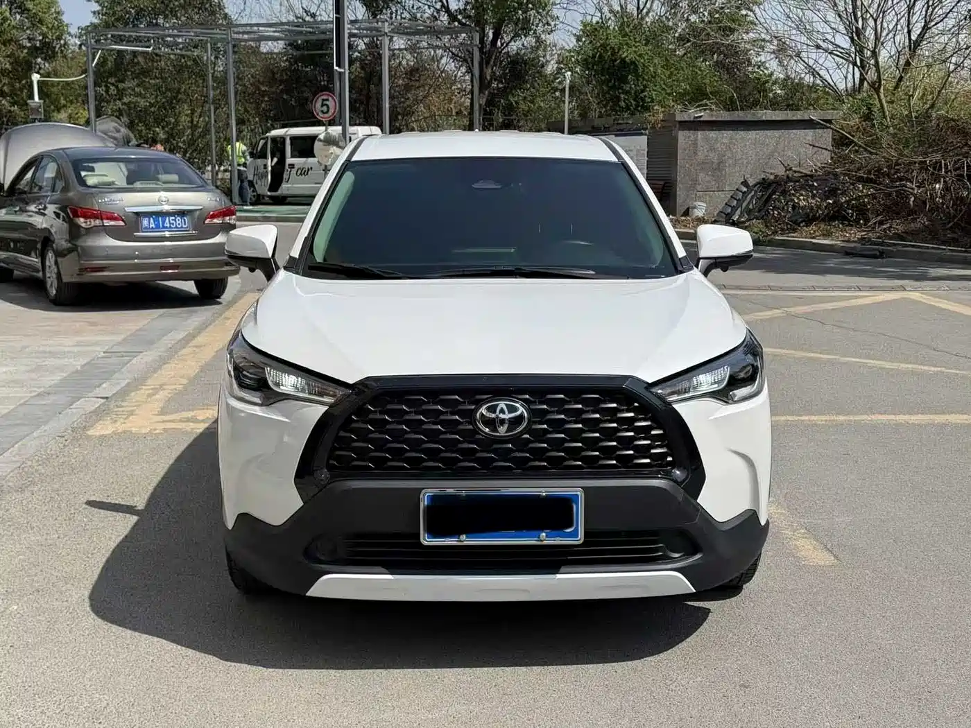 Toyota Corolla Cross 2024 Model 2.0L Pioneer Edition фото 2
