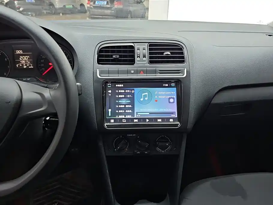Volkswagen Polo 2016 1.4L Manual Trend фото 13