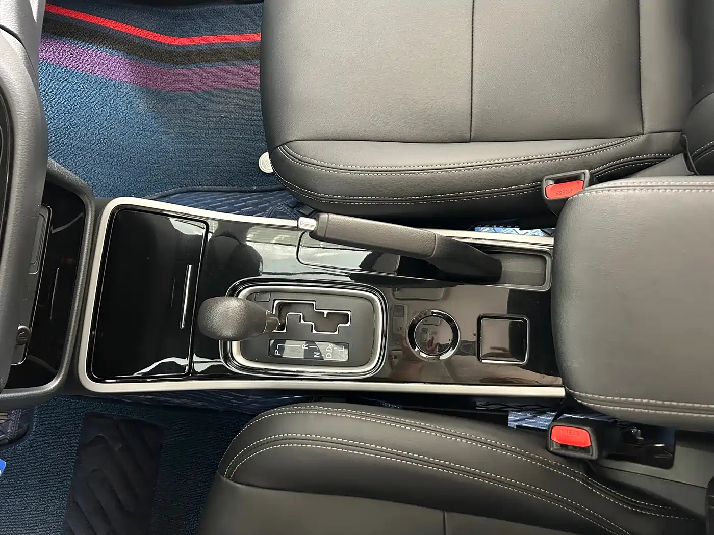 Mitsubishi Outlander 2021 2.0L 2WD Smooth Ride Version 5-Seater фото 18
