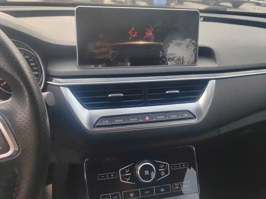 Hongqi H5 2020 1.5T DCT Qi Rhythm Edition фото 13