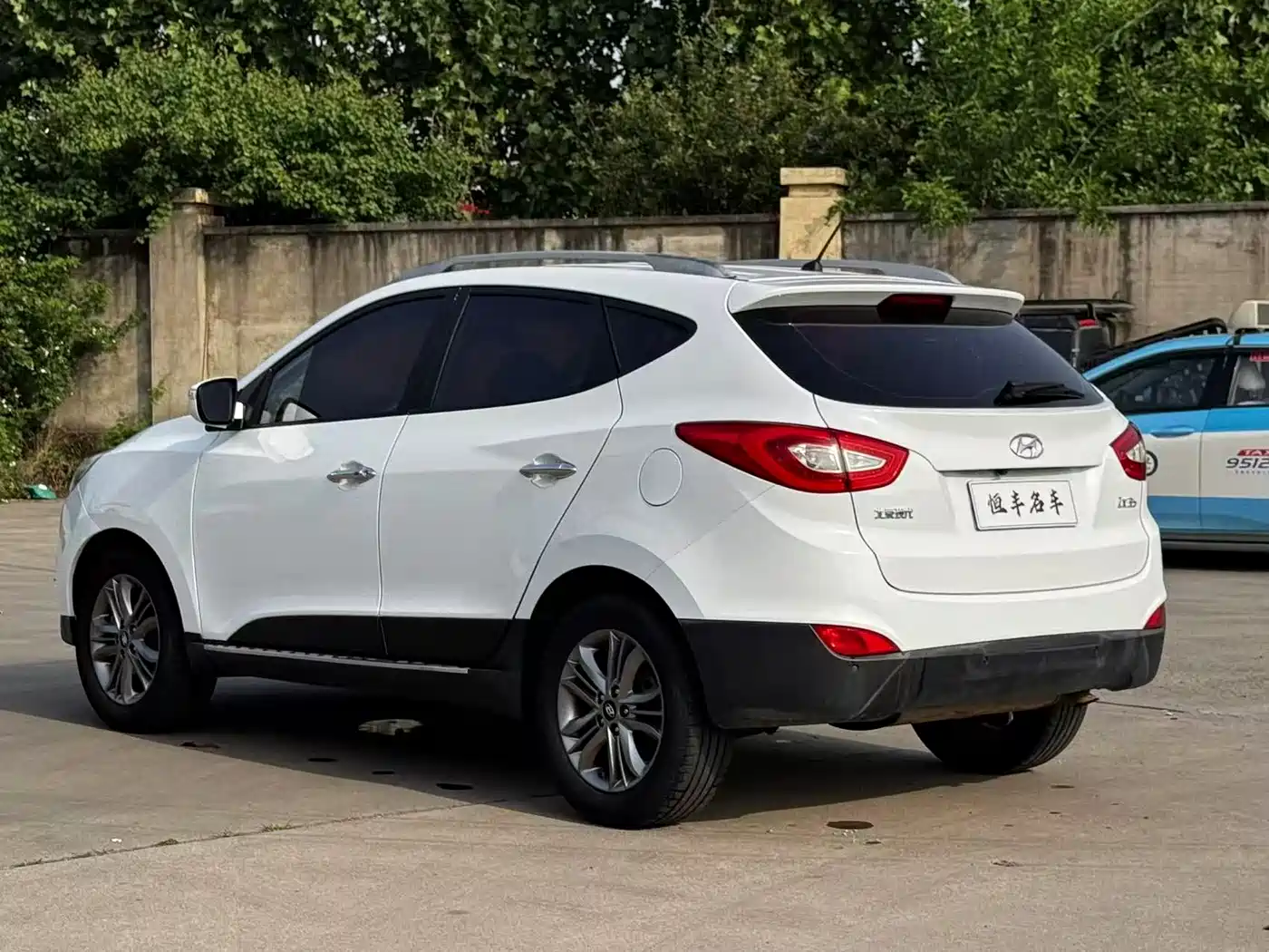 Hyundai Beijing Hyundai ix35 2013 2.0L Auto 2WD Smart GLS China IV фото 3