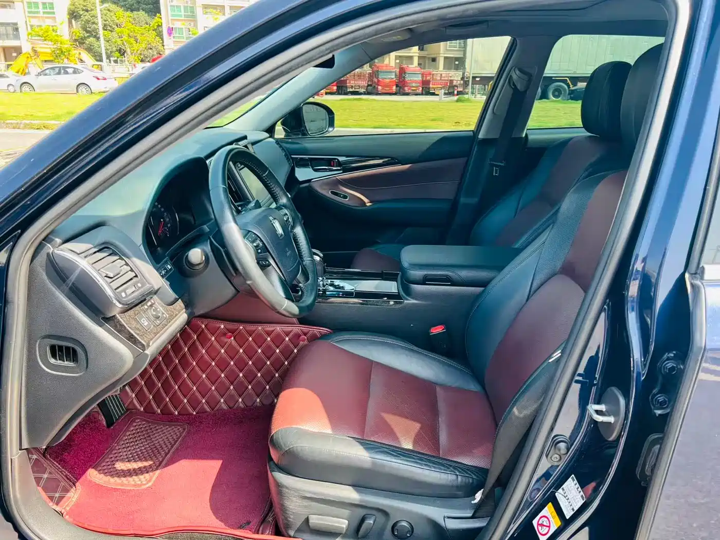 Toyota Crown 2018 2.0T Sport Edition фото 9