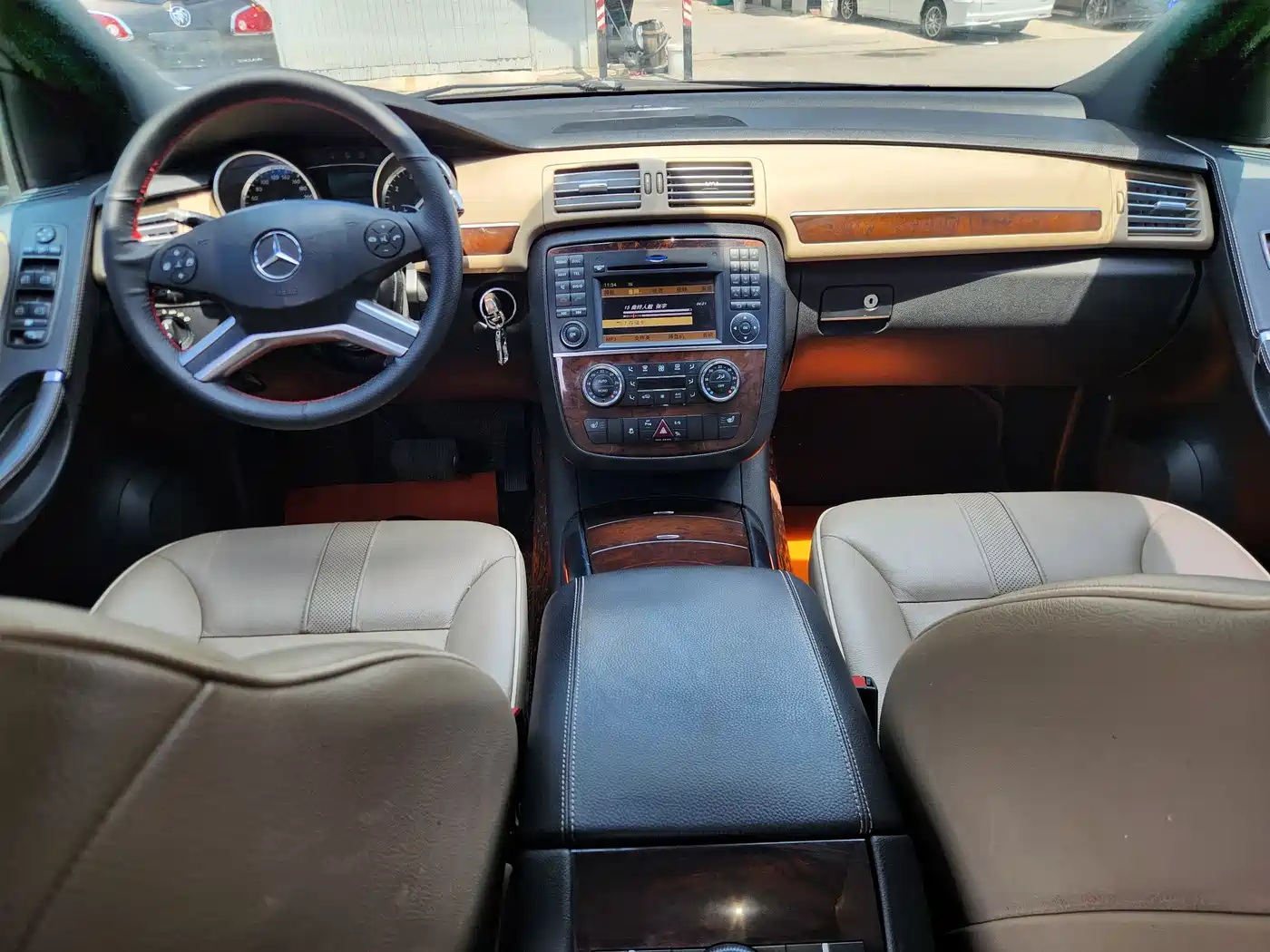 Mercedes-Benz R-Class 2011 R 350 L 4MATIC фото 15