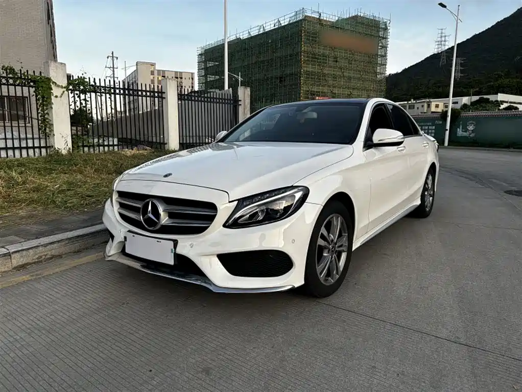 Mercedes-Benz C-Class 2017 Facelift C 200 L Sport Edition фото 2
