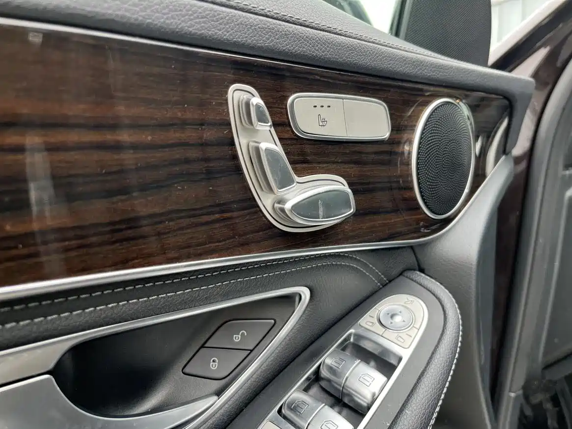 Mercedes-Benz GLC 2019 GLC 260 4MATIC Dynamic фото 18