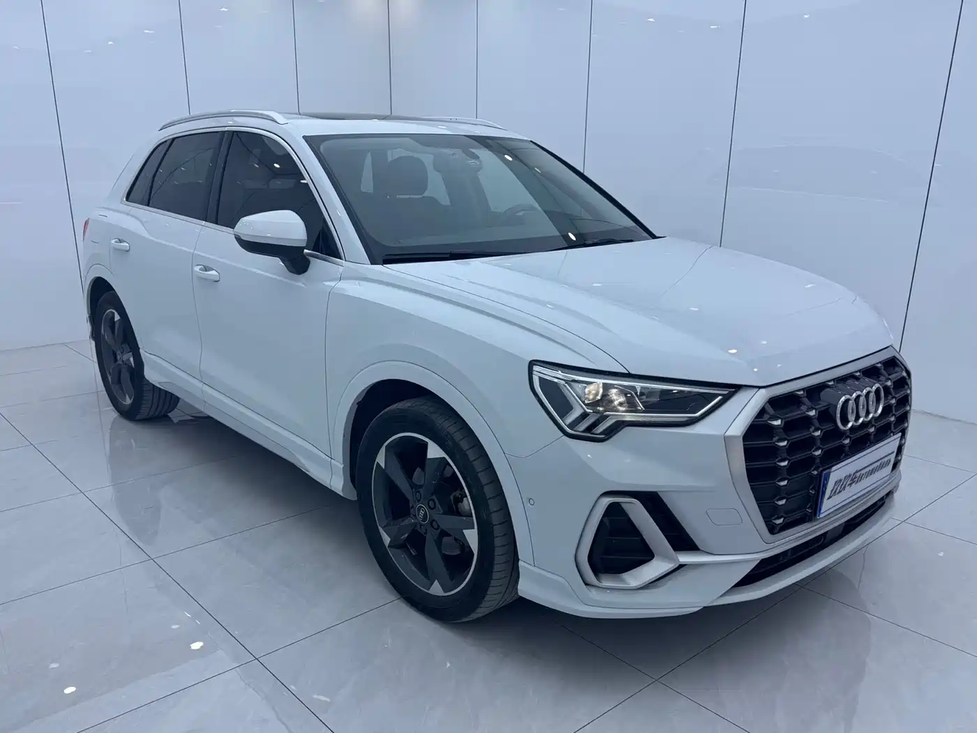 Audi Q3 2022 35 TFSI Fashion Dynamic фото 3