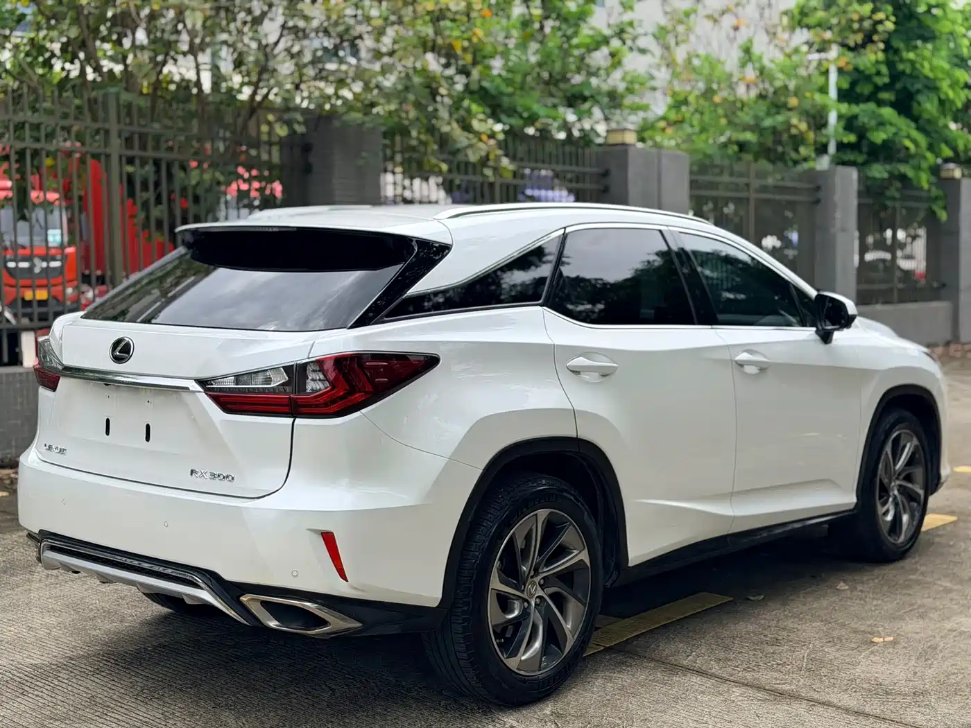 Lexus RX 2016 300 4WD Elegance Edition (China V) фото 6