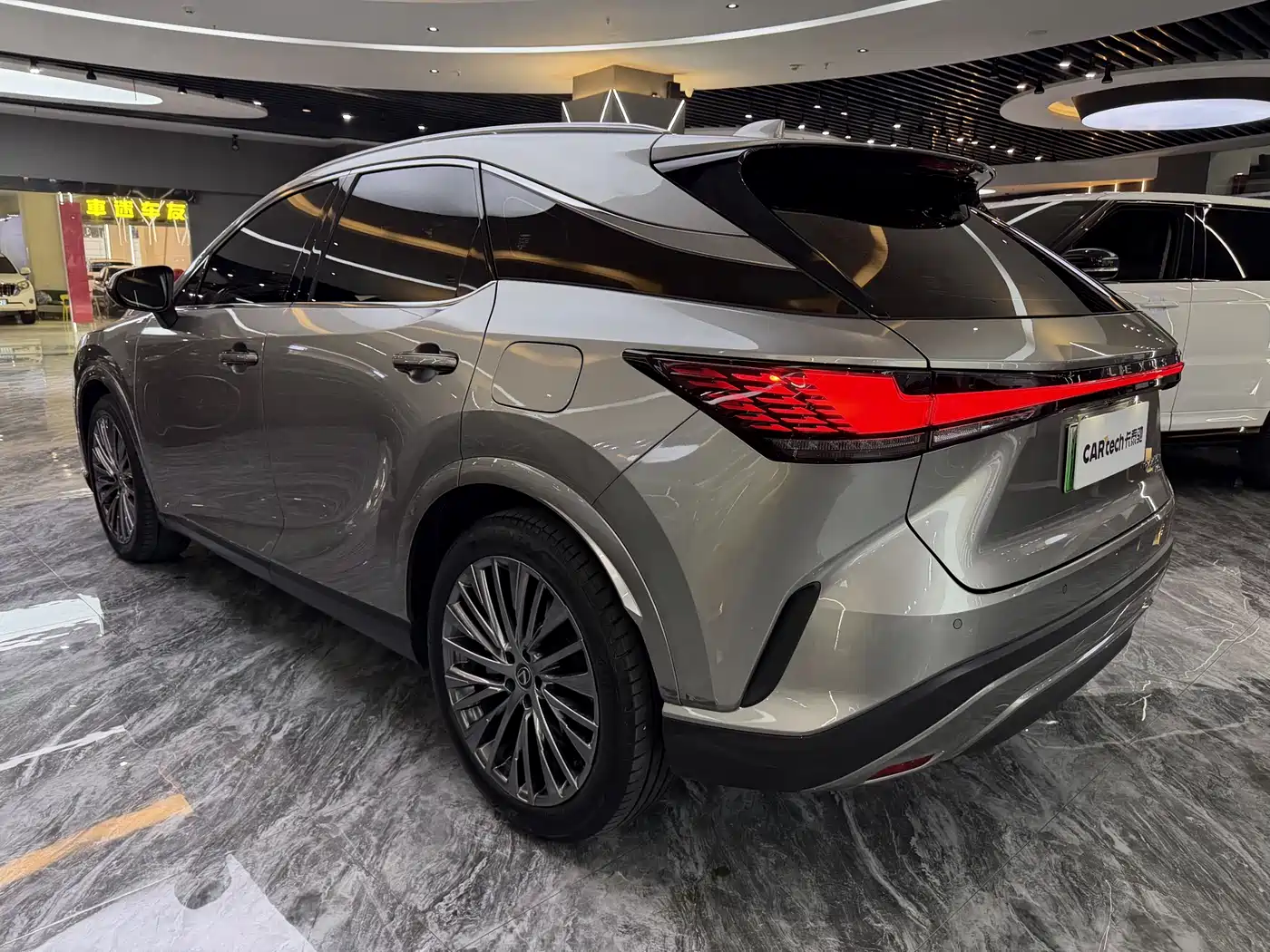 Lexus RX New Energy 2023 450h+ 4WD Enjoyment фото 6