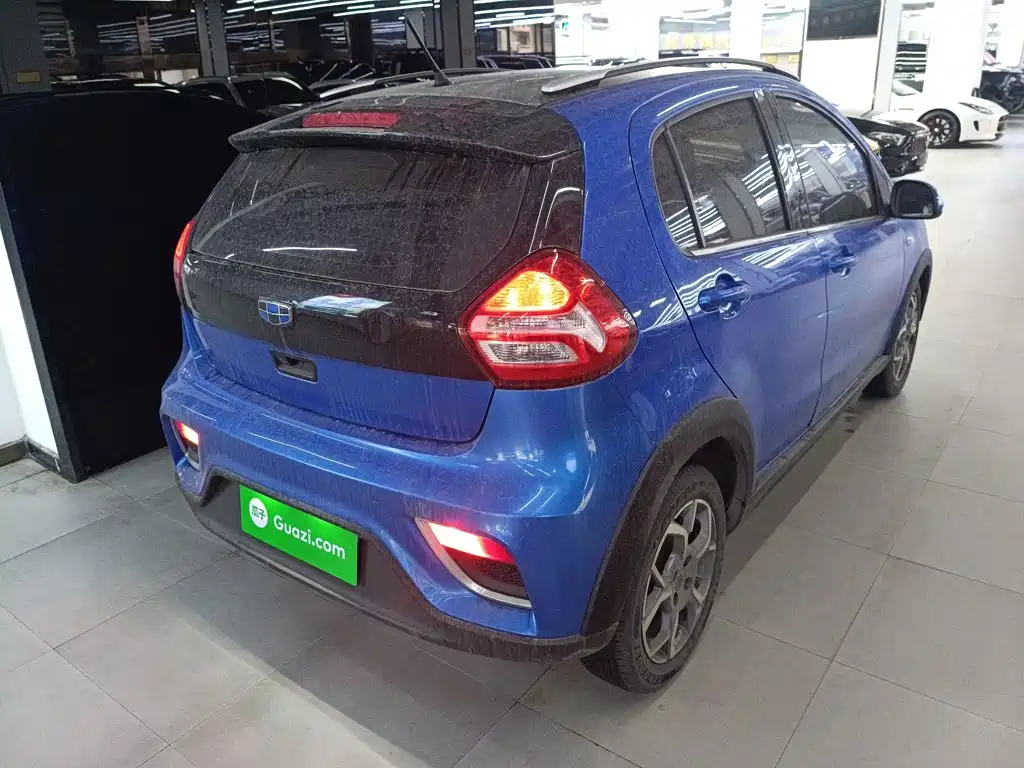 Geely Yuanjing X1 2018 2017 1.3L Auto Fun Edition