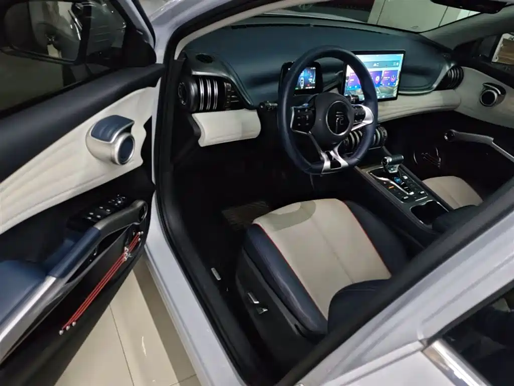 BYD Yuan PLUS 2022 430KM Premium фото 16