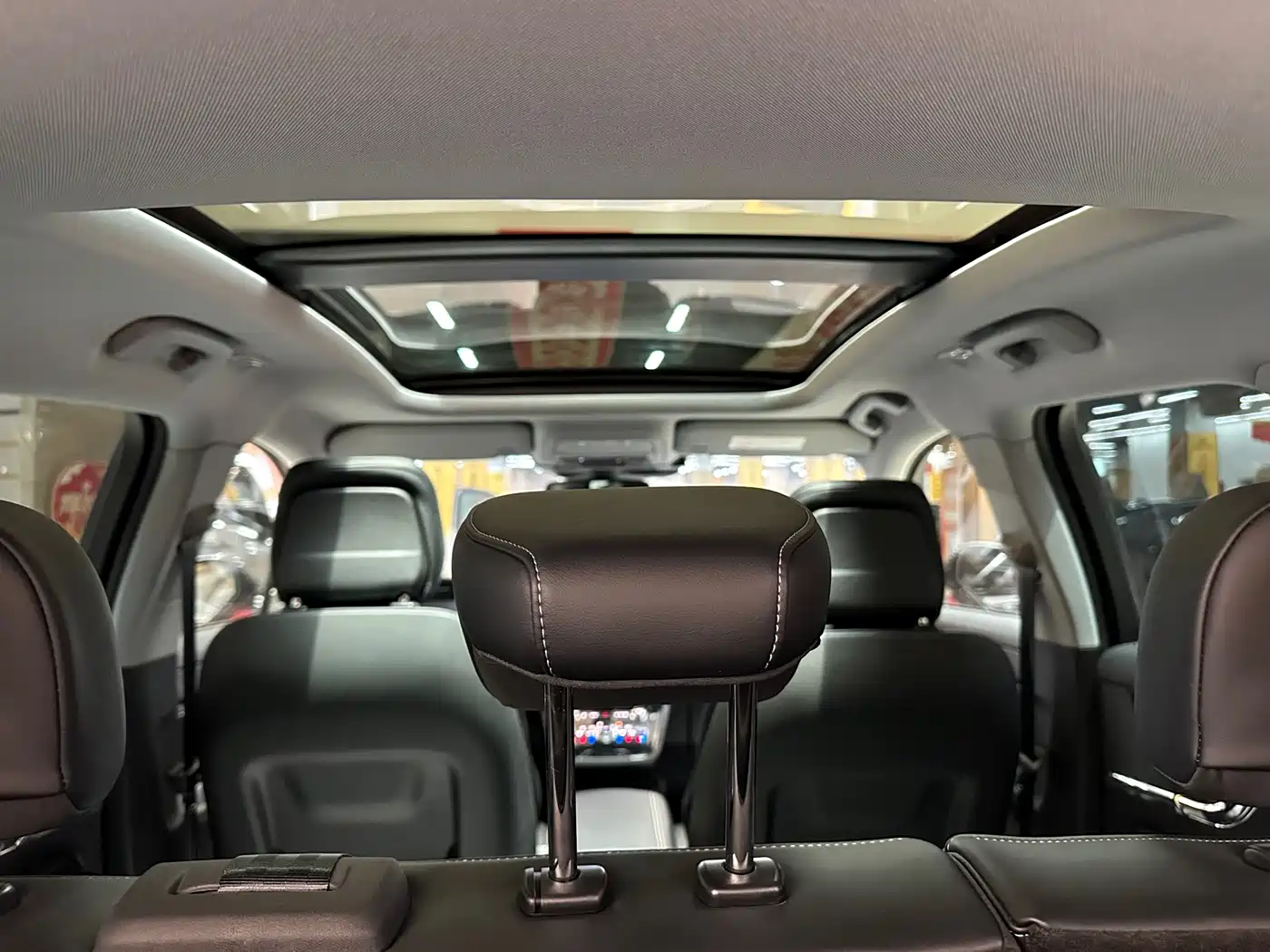 LINCOLN ADVENTURER