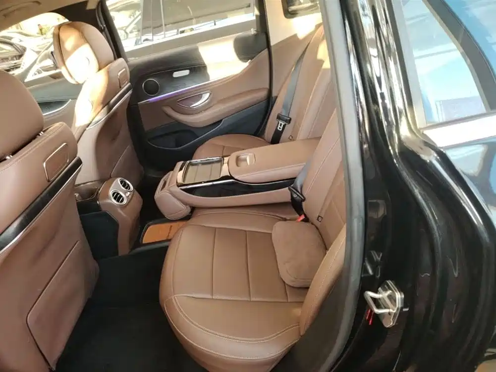 Mercedes-Benz E-Class 2017 E 200 L 4MATIC фото 19