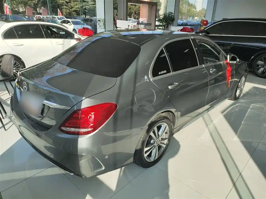Mercedes-Benz C-Class 2017 Facelift C 200 L Sport Edition фото 7