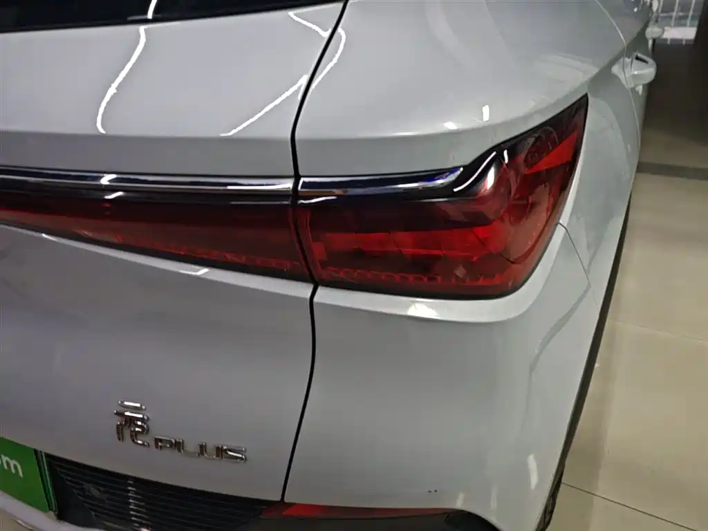 BYD Yuan PLUS 2022 430KM Premium фото 8